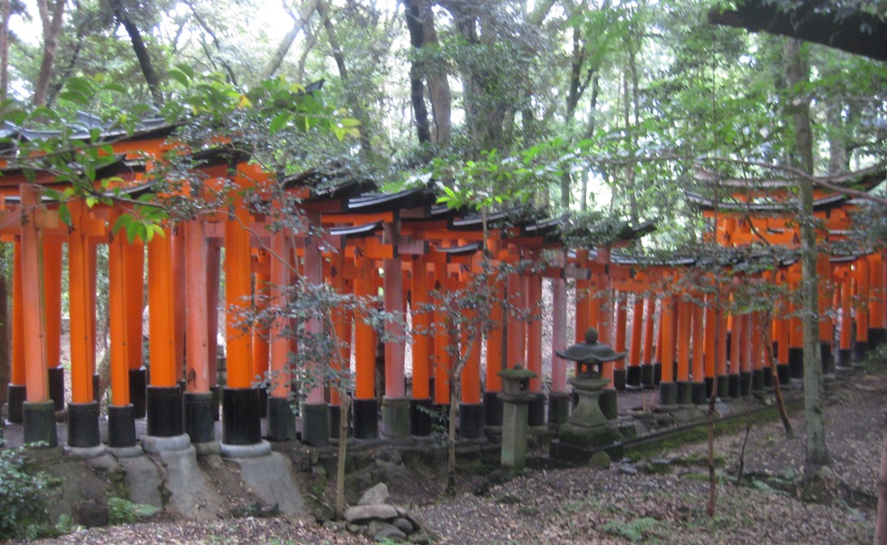 blog 5a-jKyoto-Fushimi Inari Taisha shrine-2